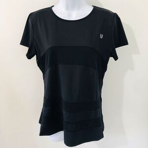 Eleven by Venus Williams black and dark blue t shirt size L.   A365￼